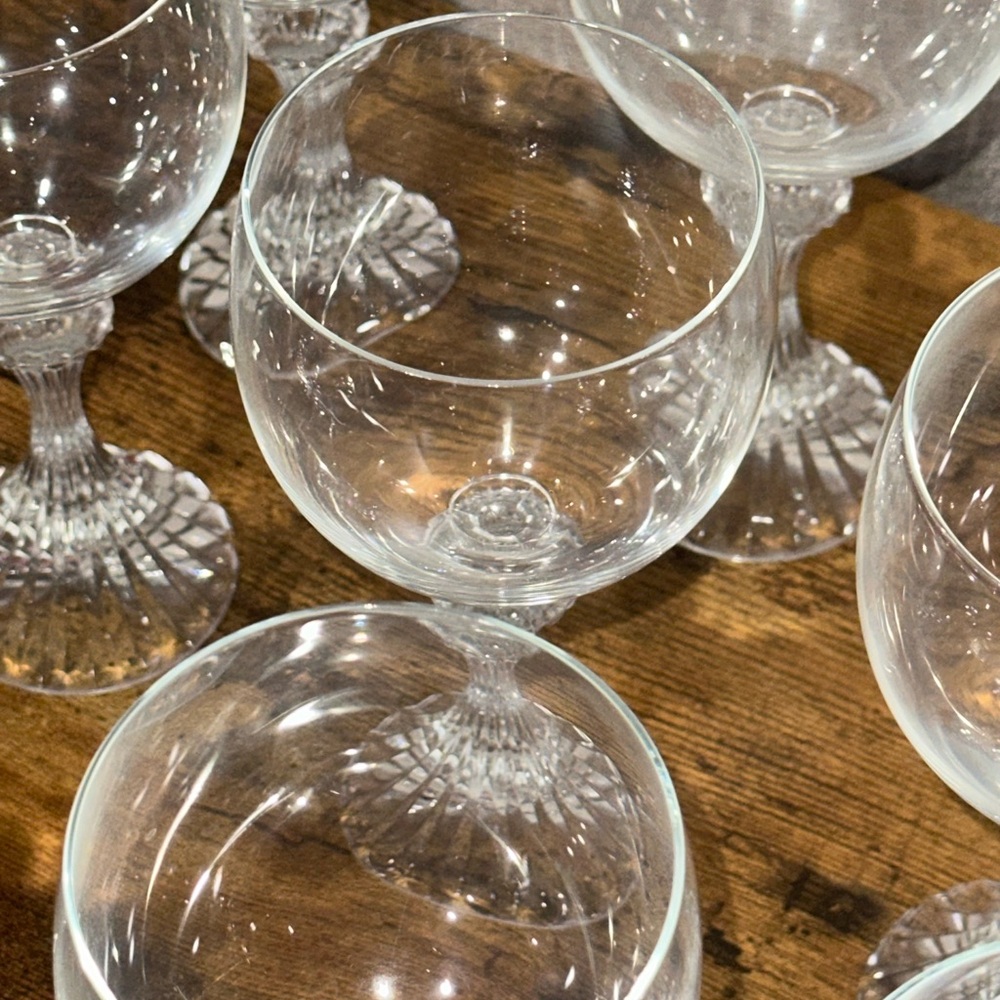 Mikasa "The Ritz" Wine Glasses - Picture 9 of 10